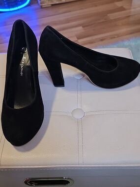 Black Suede Jules & James Block High 4" Heels Pumps S 6